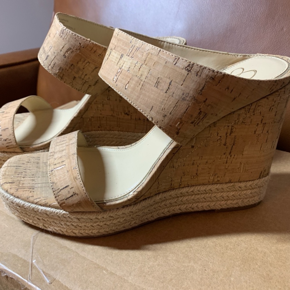 Jessica Simpson Women's Siera Wedge Sandal